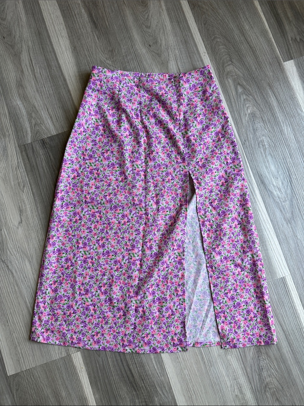 3 for $20 ✨ Floral Pink Side-Slit Midi Skirt